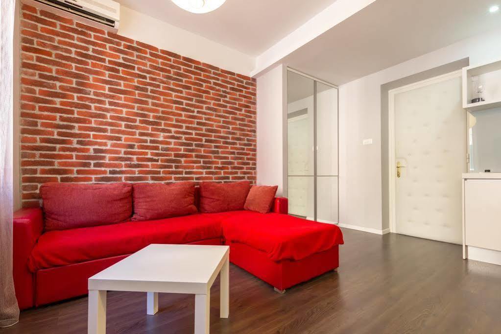 Apartments Aspalathos Сплит Екстериор снимка