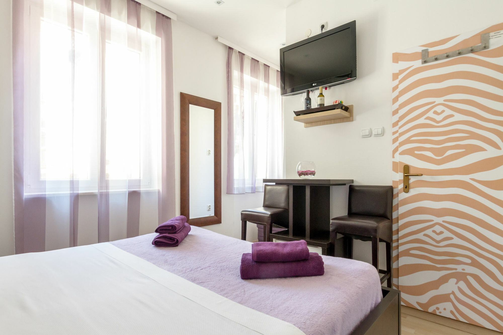 Apartments Aspalathos Сплит Екстериор снимка
