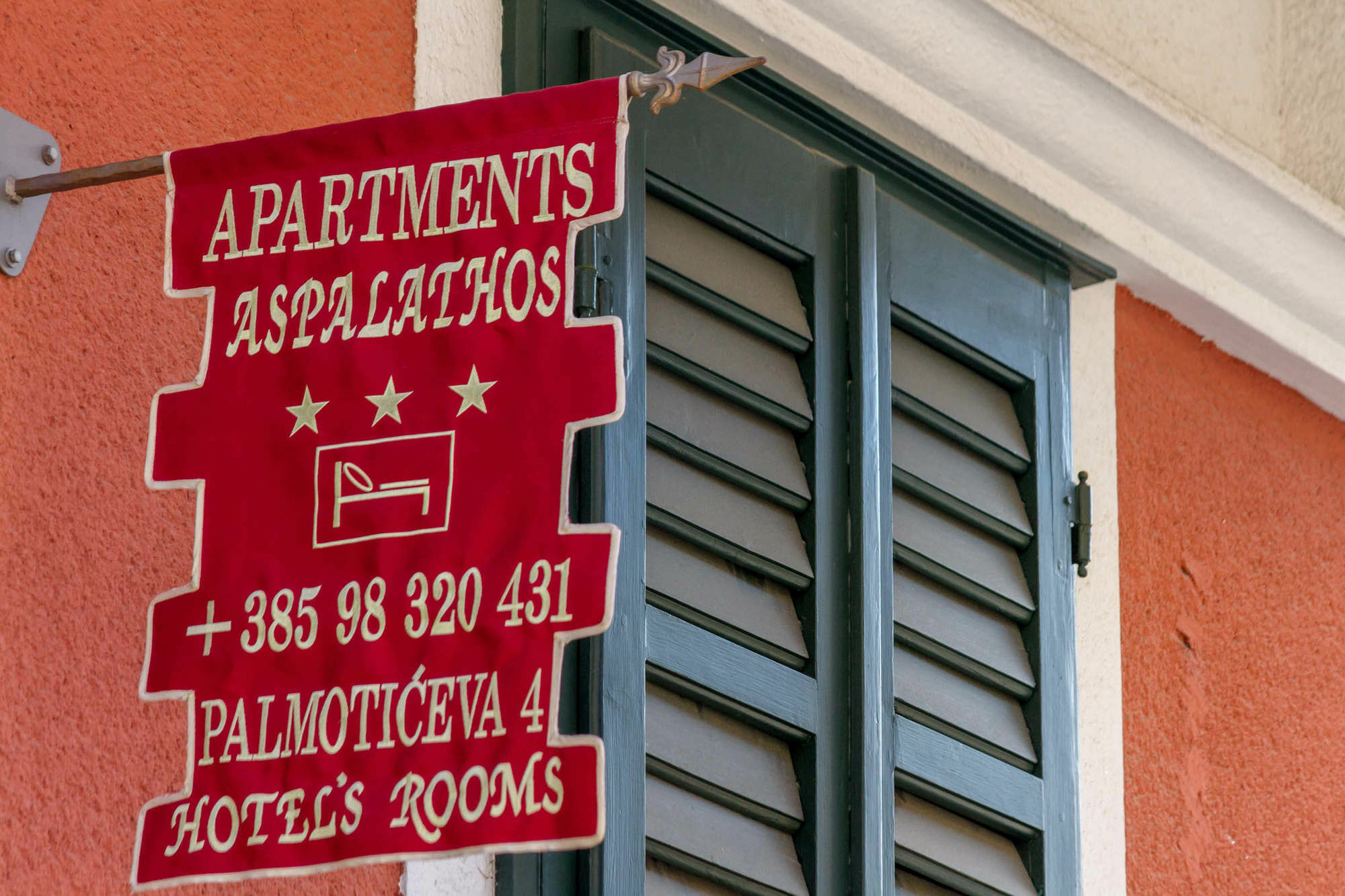 Apartments Aspalathos Сплит Екстериор снимка